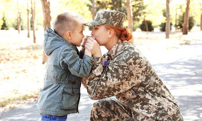 5th-Grader’s Jaw Hits the Floor When School Mascot Is Actually His Military Mom in Disguise