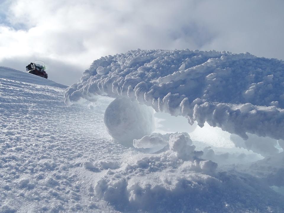 Avalanche buried a snowmobiler in northwest of Salt Lake City on Feb. 9, 2019. Representative image. (Natalia Kollegova/Pixabay)