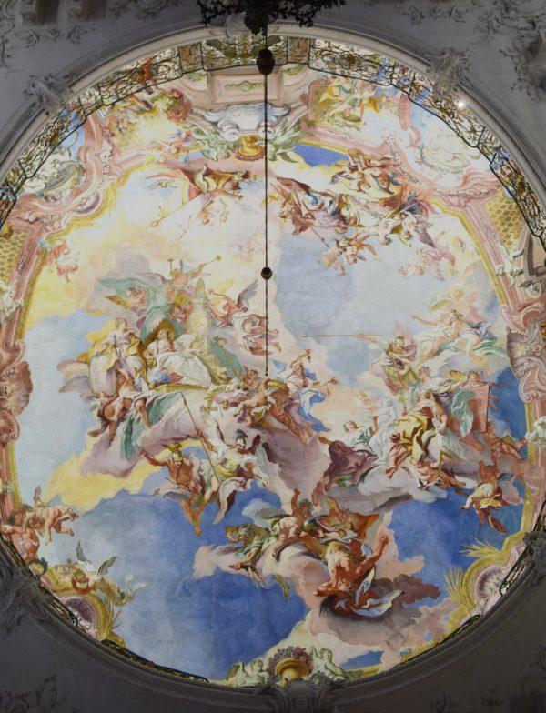 The ceiling fresco above the Grand Staircase, by Carlo Carlone. The trompe-l'oeil effect gives the suggestion that the space is a dome. (The Epoch Times)