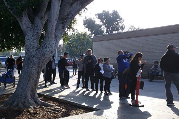 150,000 California Drivers Experience Delays up to Months When Renewing Their Licenses : DMV