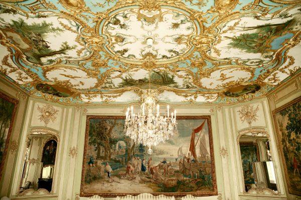 The ceiling work in the Audience Hall uses the same geometric shapes found in the French gardens on the grounds. (UNESCO World Heritage Site Palaces Augustusburg and Falkenlust, Brühl. Photo: Horst Gummersbach)