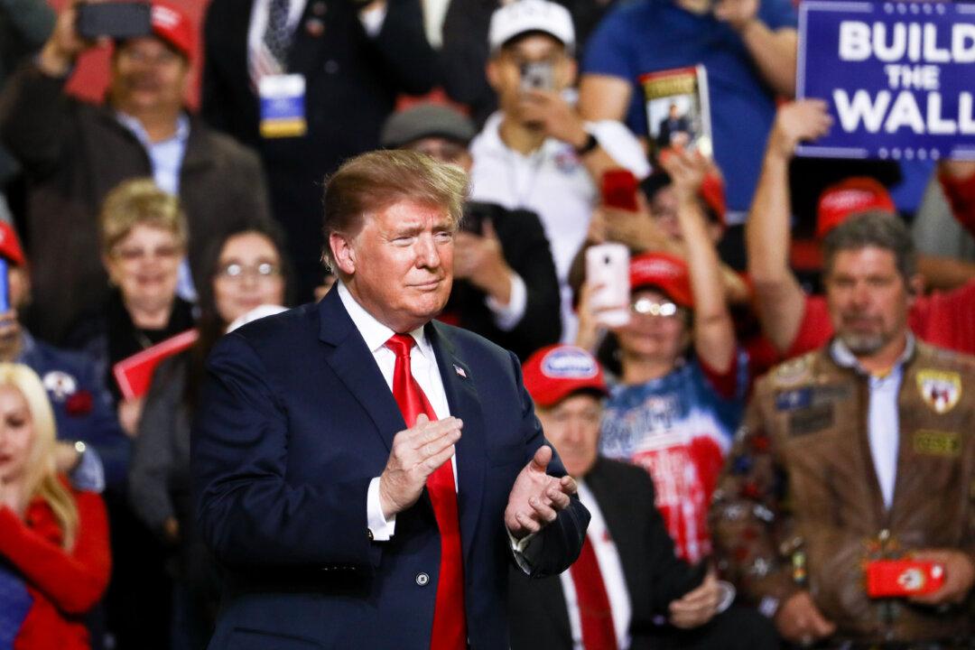Trump Rallies in El Paso in Renewed Push for Border Wall