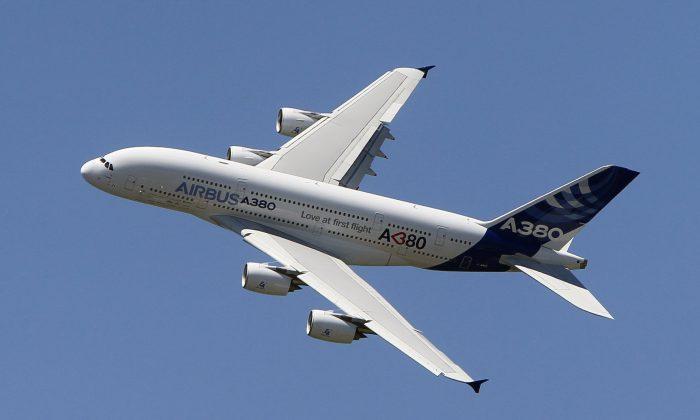 Airbus Abandons Iconic A380 Superjumbo as Sales Slump