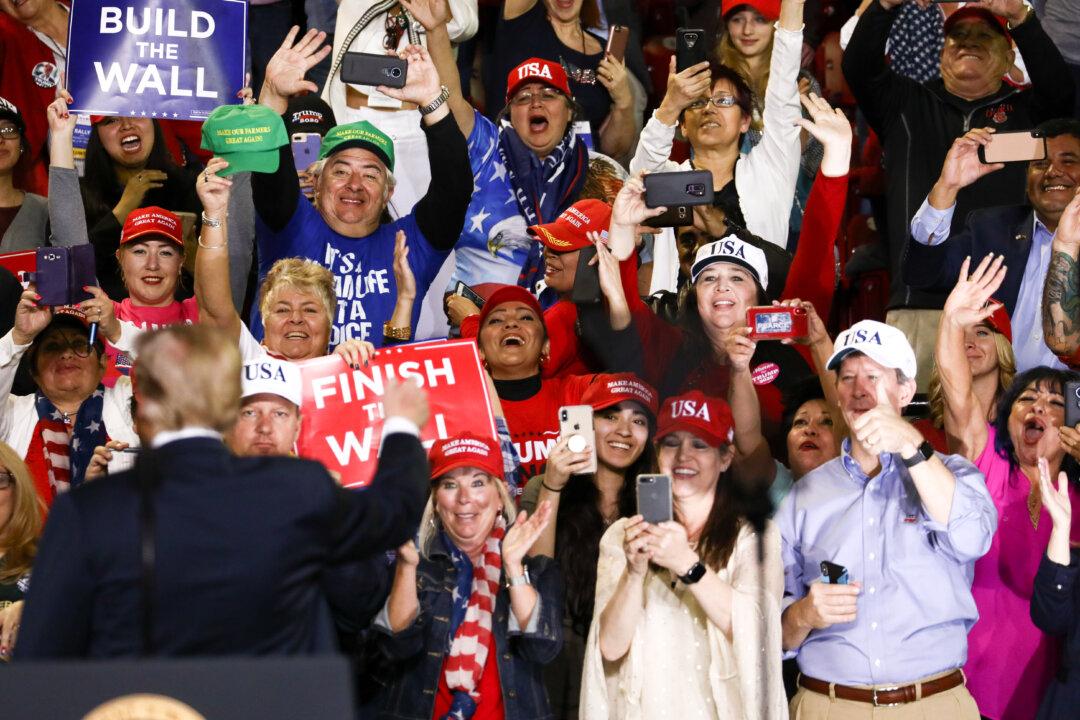 Half of Texas Rally Registrants Were Democrats, Trump Campaign Manager Says