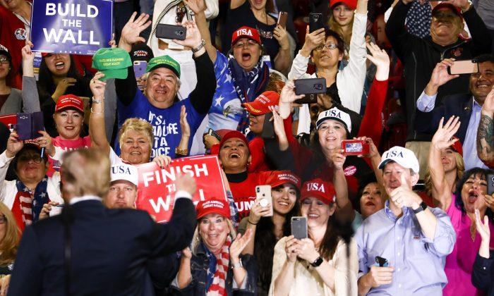 Half of Texas Rally Registrants Were Democrats, Trump Campaign Manager Says