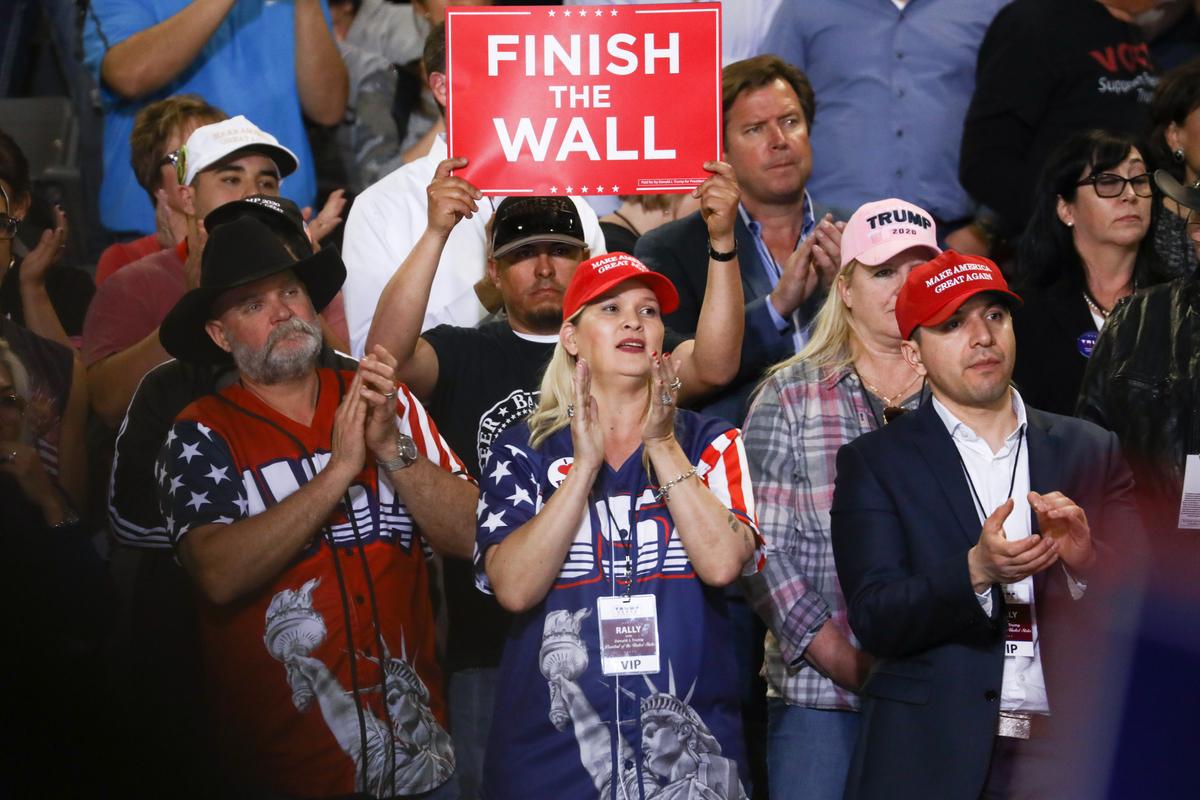 Attendees at a Make America Great Again rally in El Paso, Texas, on Feb. 11, 2019. (Charlotte Cuthbertson/The Epoch Times)