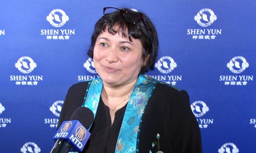 Arts Teacher Says Beauty of Shen Yun Is 'Absolutely Exceptional'