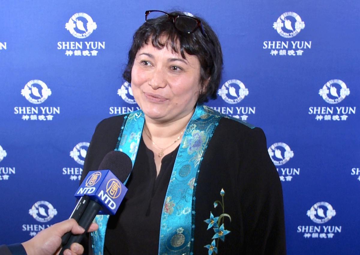 Arts Teacher Says Beauty of Shen Yun Is ‘Absolutely Exceptional’