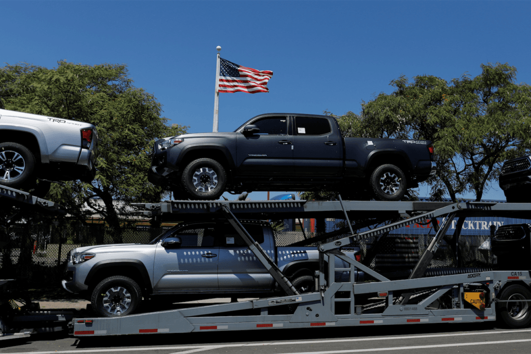 US Agency Submits Auto Tariff Probe Report to White House