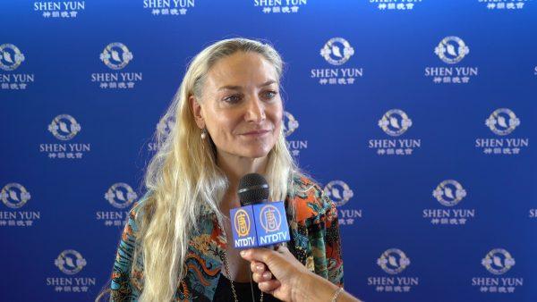 Australian stand-up comedian Maria Herman saw Shen Yun in Perth's Regal Theatre, Western Australia, on Feb. 20, 2019. (Victor Bernal/NTD Television)