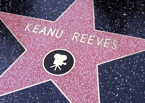 ©Getty Images | <a href="https://www.gettyimages.com/detail/news-photo/actor-keanu-reeves-received-the-2-277th-star-during-a-news-photo/52090547">Vince Bucci </a>
