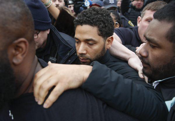 "Empire" actor Jussie Smollett leaves Cook County jail following his release in Chicago on Feb. 21, 2019. (Kamil Krzaczynski/AP Photo)
