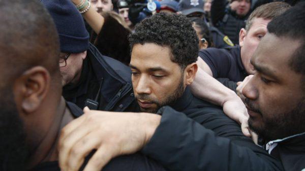 "Empire" actor Jussie Smollett leaves Cook County jail following his release, in Chicago, on Feb. 21, 2019. (Kamil Krzaczynski/AP Photo)