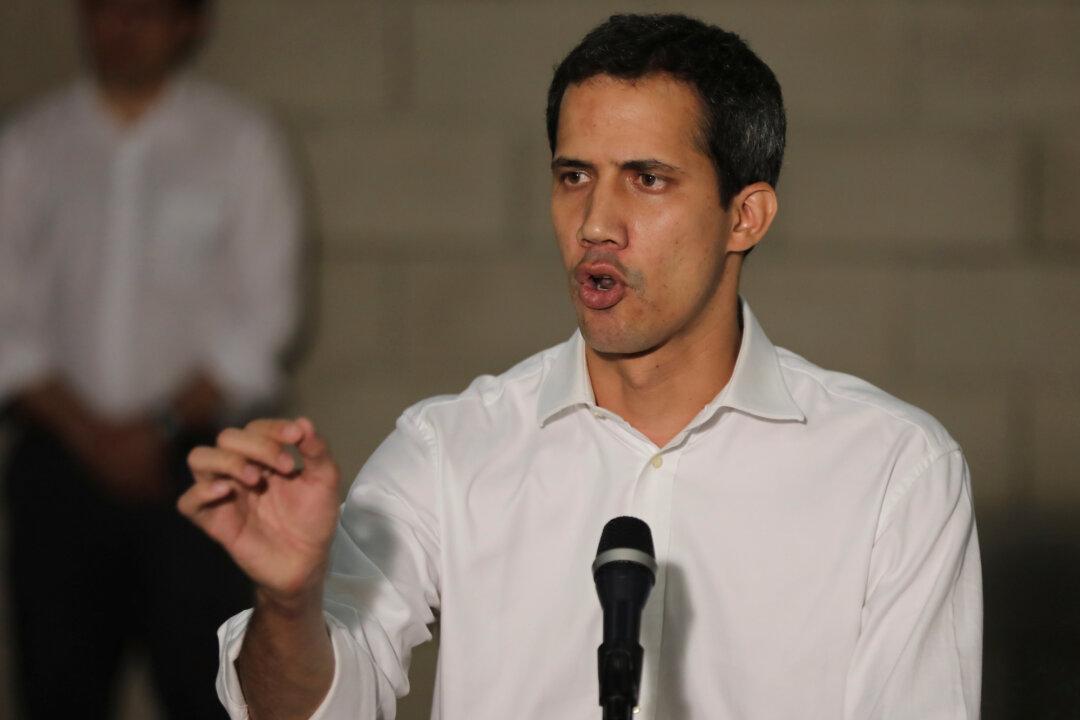 Venezuela’s Guaidó in Talks With Unions to Call Public Sector Strike