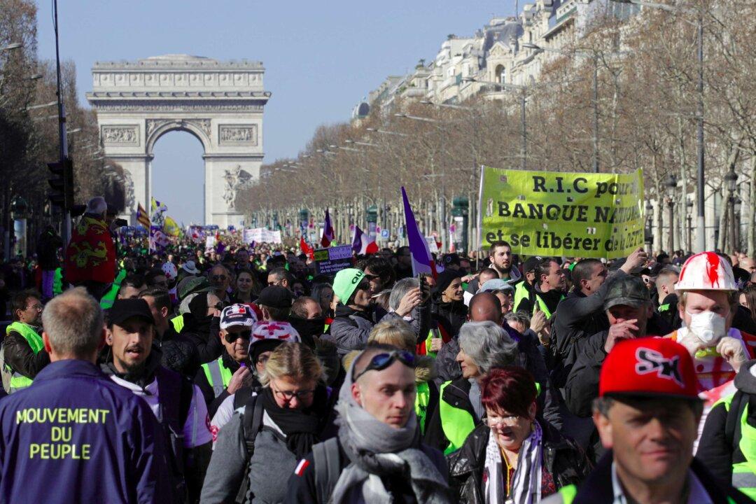 France’s ‘Yellow Vest’ Protests Reach Week 15
