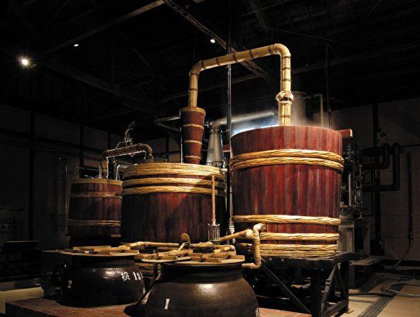 Traditional Shochu distillery. (Courtesy of Japan Sake and Shochu Makers Association)