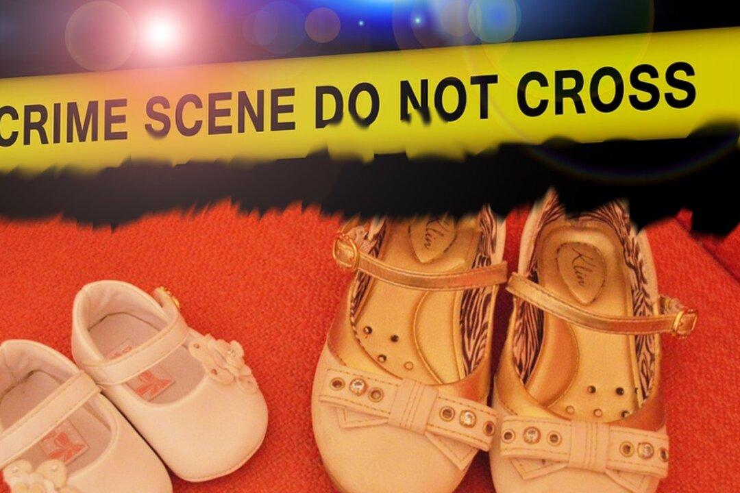 Murder Trial Told That Mother Alone Had Opportunity to Kill Girls