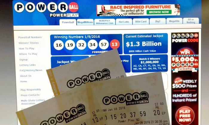Wisconsin Couple Claims $316 Million Powerball Prize