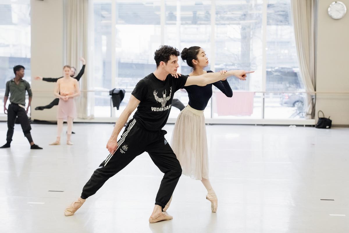 Through a child’s eyes: ‘Alice in Wonderland’ returns to the stage