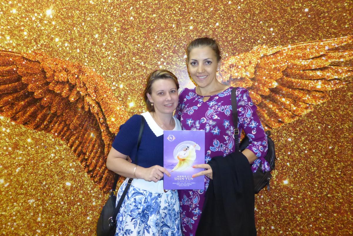 Shen Yun Helps Lifestyle School Owner Make a Spiritual Connection