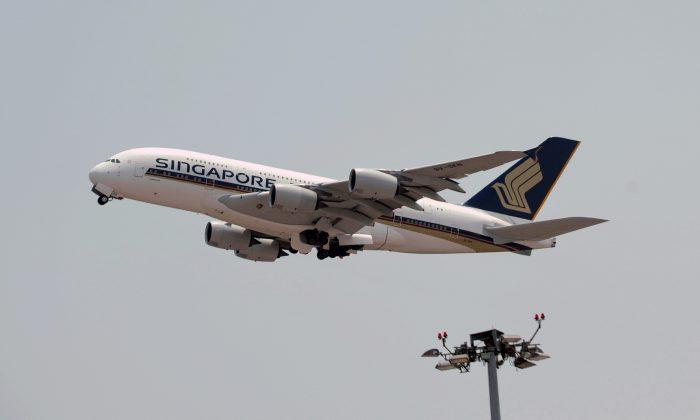 Singapore Airline Apologizes After Passenger Claims He Found a Human Tooth in His Meal