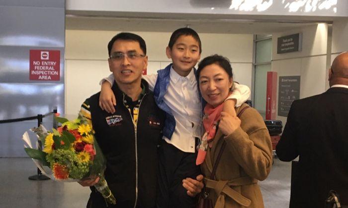 Chinese Entrepreneur Flees Torture, Jail in China to Reunite With Family in US