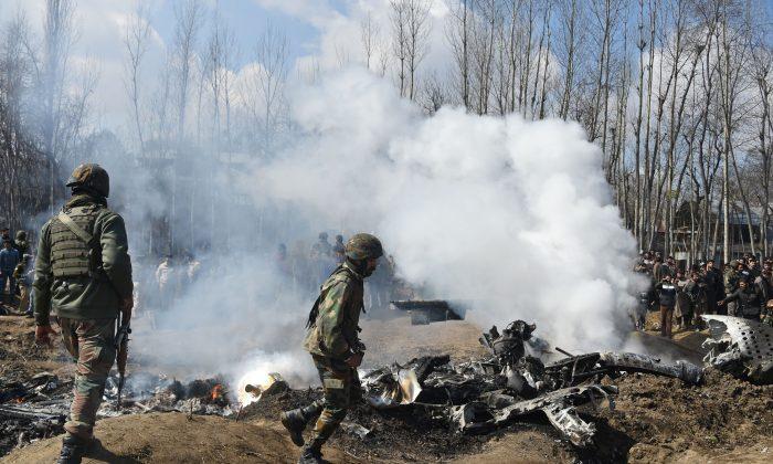 Nine Killed in Gun Battles in Kashmir