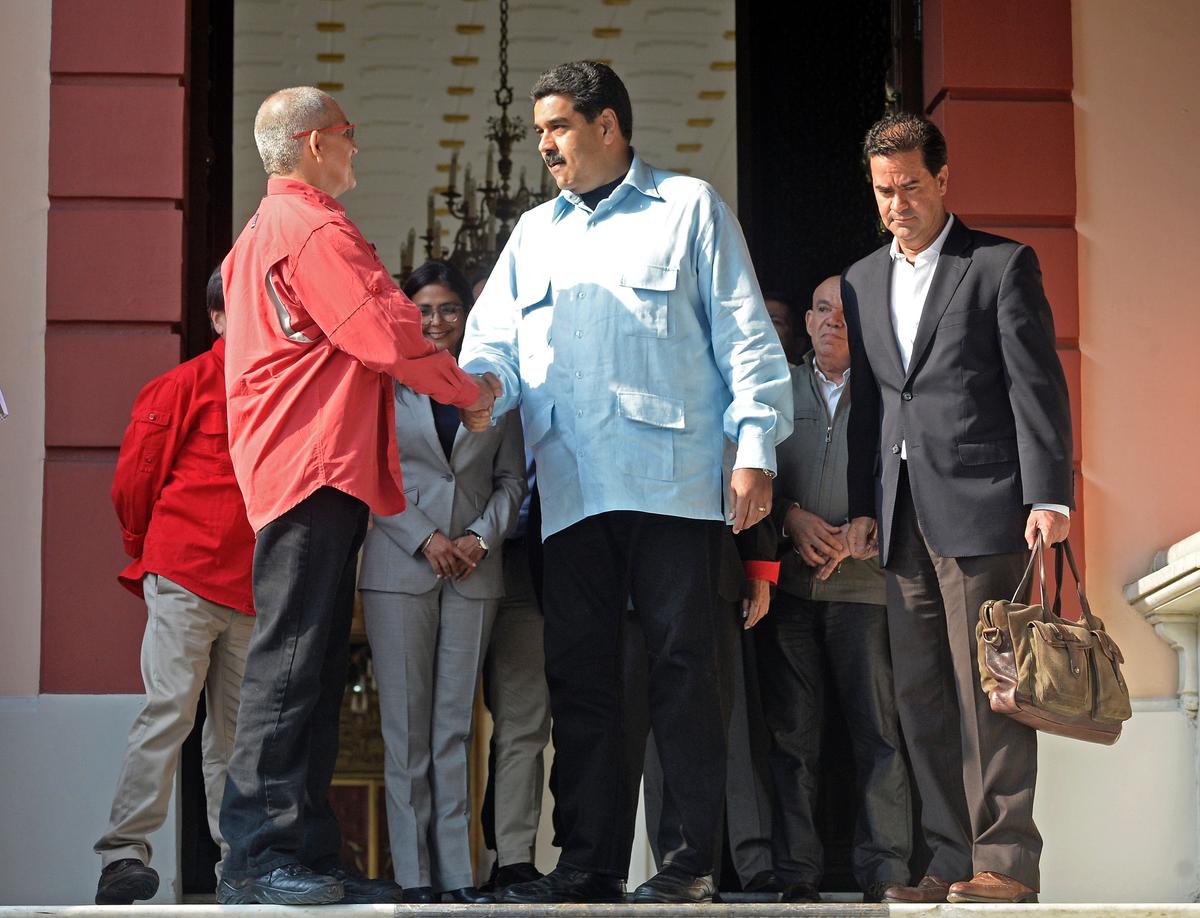 Maduro Forces, Crime Groups Fight Over Minerals in Venezuela’s South as Oil Revenues Stagnate