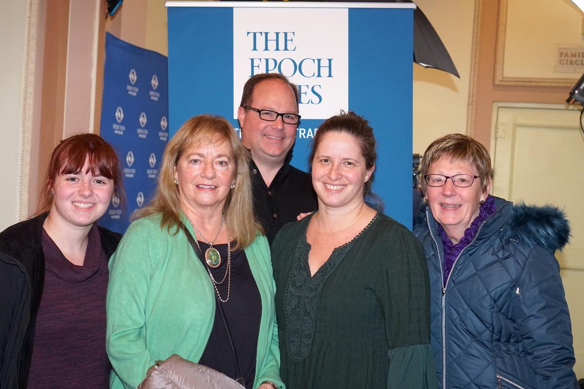 Dance Studio Owner Applauds Dancers’ Expressions ‘Even Down to the Fingertips’