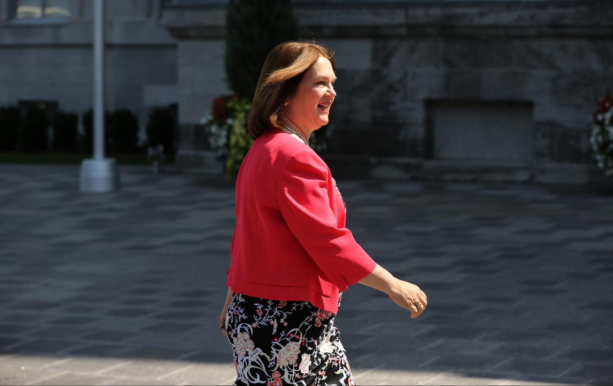 Treasury Board President Philpott Joins Jody Wilson-Raybould in Resigning From Cabinet Over SNC-Lavalin