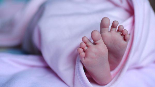A file image photo of a baby's feet (Christiana Bella/Pixabay)