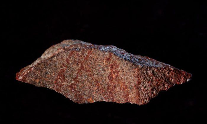 South Africa’s Blombos Cave Is Home to the Earliest Drawing by a Human