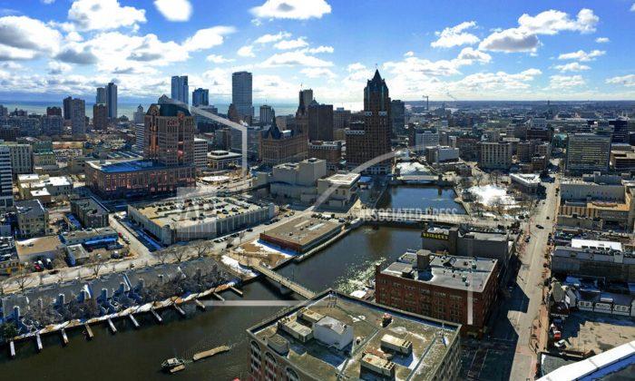 Dems Pick Milwaukee for 2020 Convention Over Miami, Houston