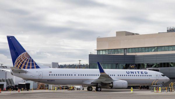 An United Airlines Boeing 737 is parked out front of the new Boeing 737 Delivery Center in Seattle, Wash., on Oct. 19, 2015. (Stephen Brashear/Getty Images)
