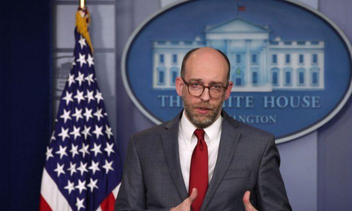 Budget Chief Defends Spending Cuts, Strong Growth Projections
