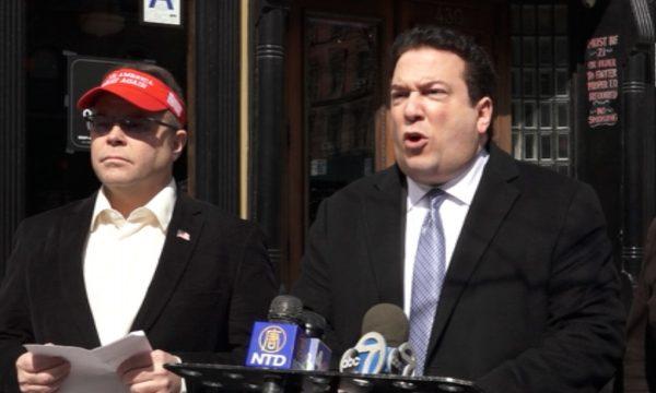 Manny Alicandro (R) at a press conference in New York on March 13, 2019. (Screenshot/NTD)