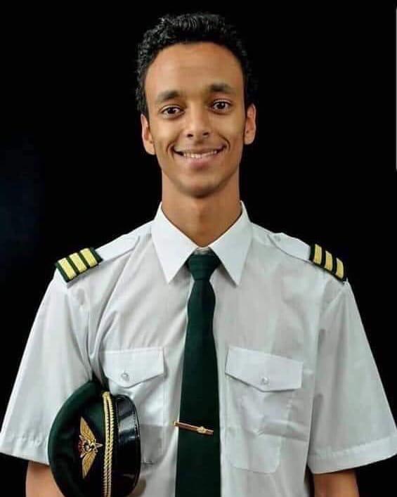 Yared Getachew, pilot of the Ethiopian Airlines plane that crashed on March 10, 2019. (Family handout)