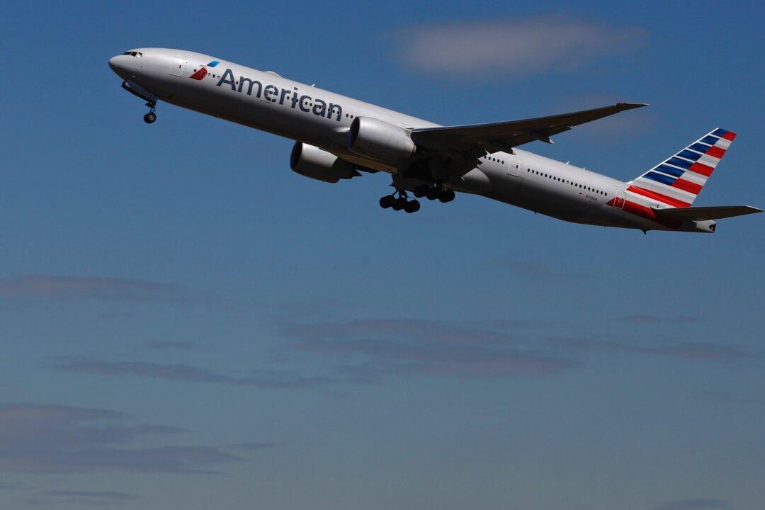 American Airlines Mechanic Charged With Sabotaging Plane Carrying 150 People, Says Motive Was Financial