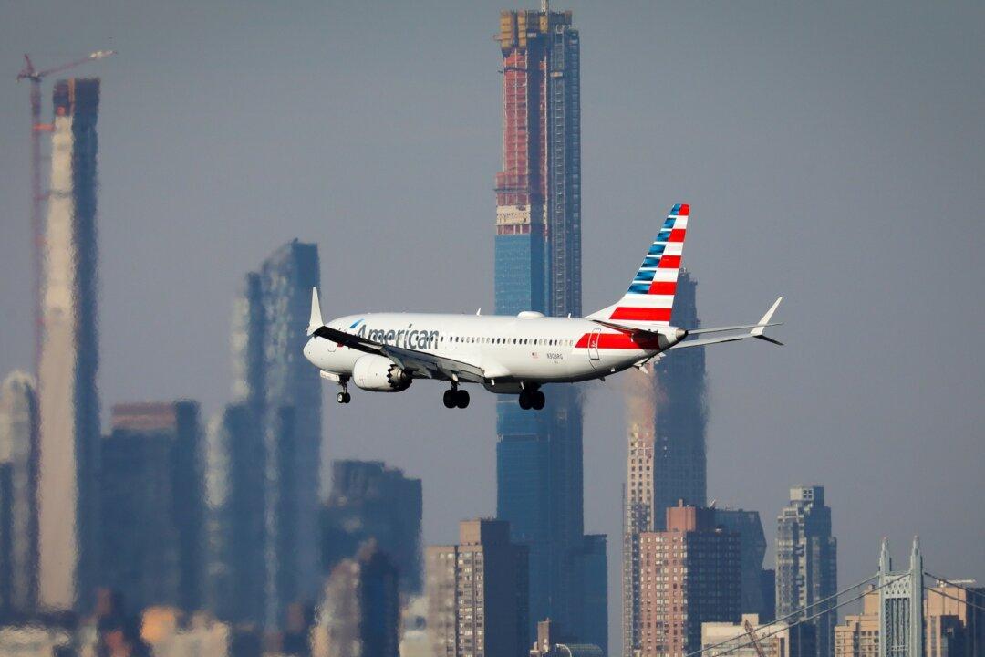 American Airlines to Move Ahead With 19,000 Furloughs: CEO