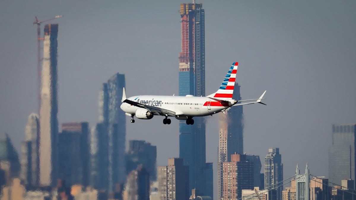American Airlines to Move Ahead With 19,000 Furloughs: CEO