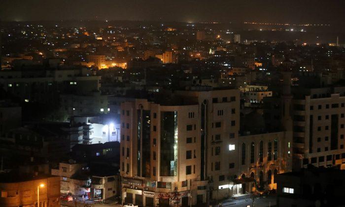 Israel Bombs Hamas Facilities in Gaza After Rockets Fired at Tel Aviv
