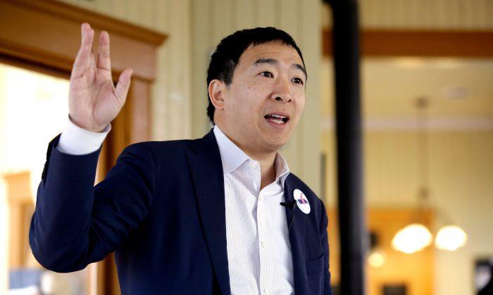 Andrew Yang Defends $1000 a Month Giveaway: ‘This Is Perfectly Legal’