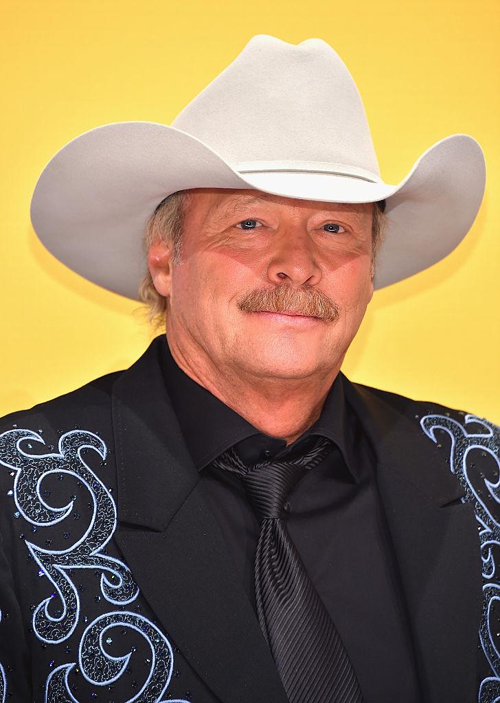 ©Getty Images | <a href="https://www.gettyimages.com/detail/news-photo/singer-songwriter-alan-jackson-attends-the-50th-annual-cma-news-photo/620640588">Michael Loccisano</a>