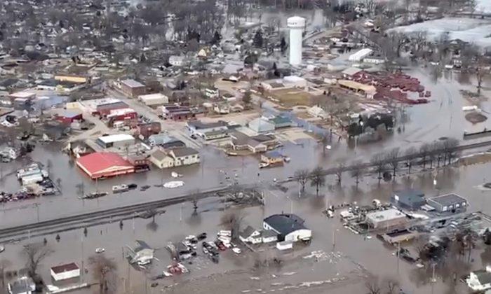 Nebraska Floods Inundate Military Bases, Cut Off Nuclear Plant