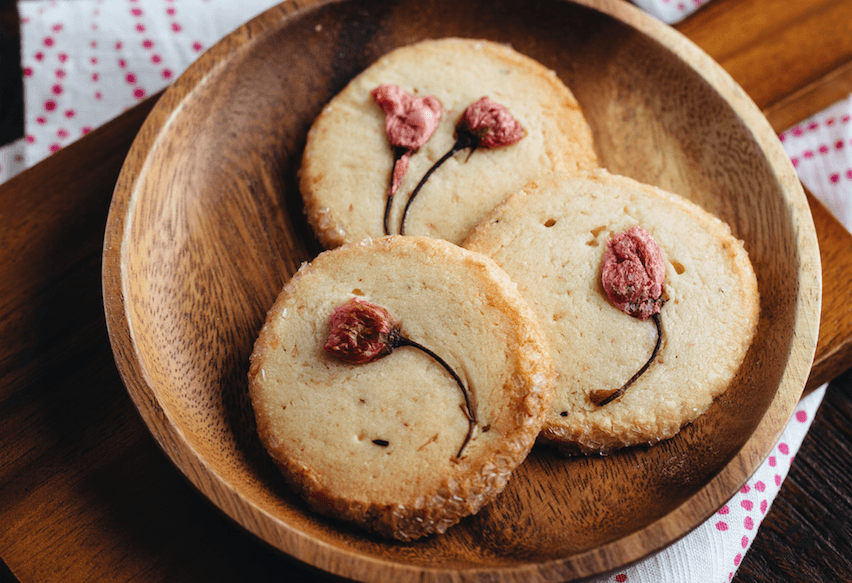 Cherry Blossom Cookies to Capture the Taste of Spring