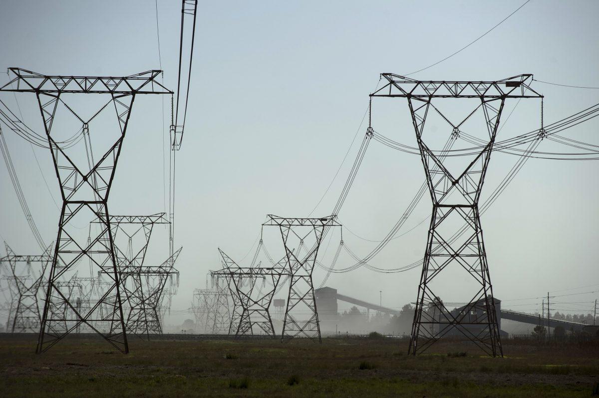 The South African energy provider Eskom's coal power plant Lethabo in Sasolburg on Nov. 2, 2015. (Mujahid Safodien/AFP/Getty Images)