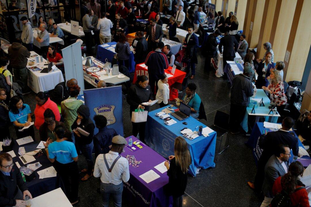 Weekly Jobless Claims Fall More Than Expected
