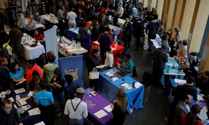 Weekly Jobless Claims Fall More Than Expected