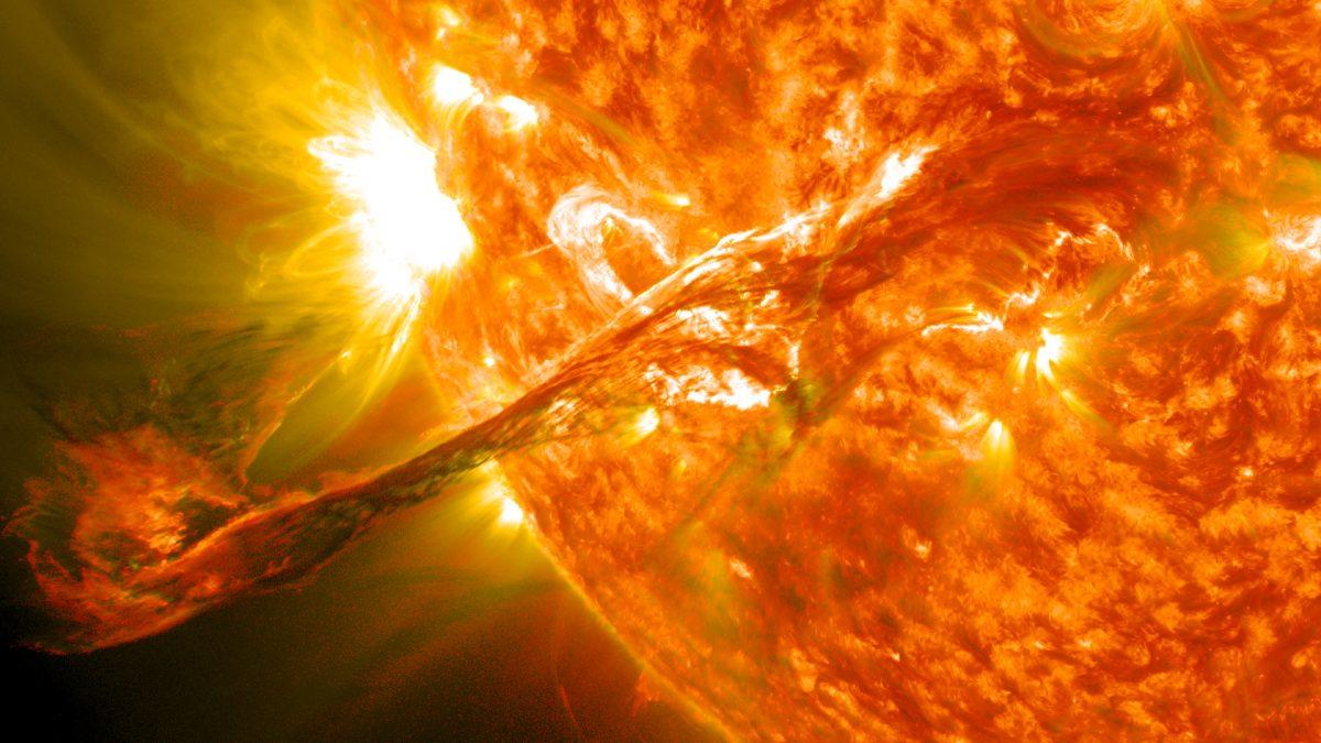 A long filament of solar material that had been hovering in the sun's atmosphere, the corona, erupted out into space traveling at more than 900 miles per second, 0n Aug. 31, 2012. (NASA/GSFC/SDO)<br/><b></b>