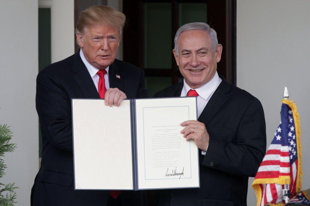 Trump Officially Recognizes Golan Heights as Part of Israel